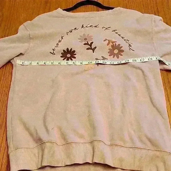 Beautiful Dusty pink floral sweatshirt - Picture 5 of 8